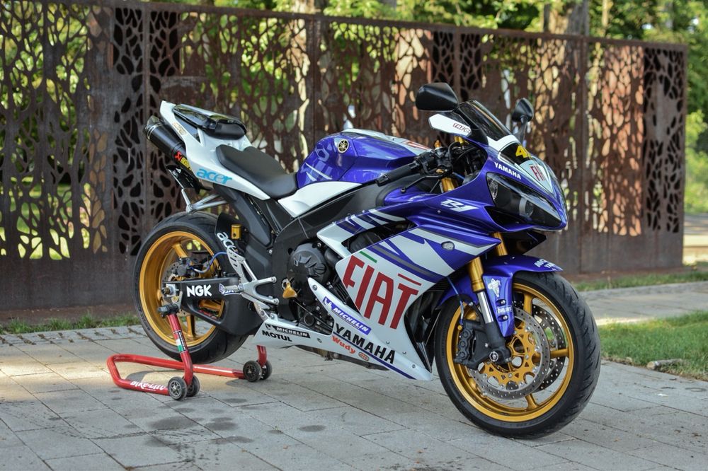 Yamaha r1 rn19 2008 editie limitata  14000 km