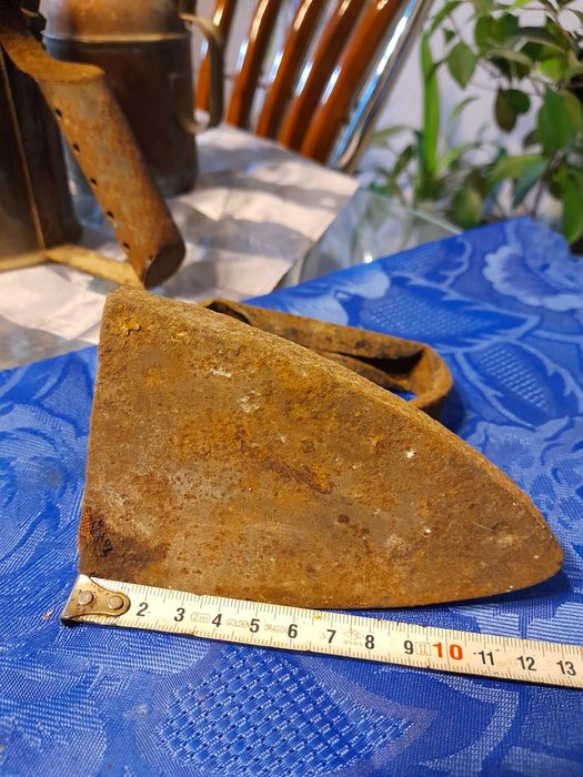 Свидетелство за признателност на царство България и стара ютия