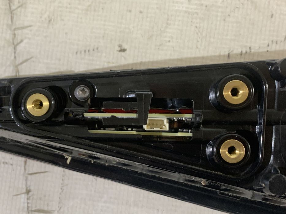 Lampa stop stanga pe hayon, Skoda Enyaq, 2021, 2022, 2023, 2024, cod origine OE 5LG945307B.