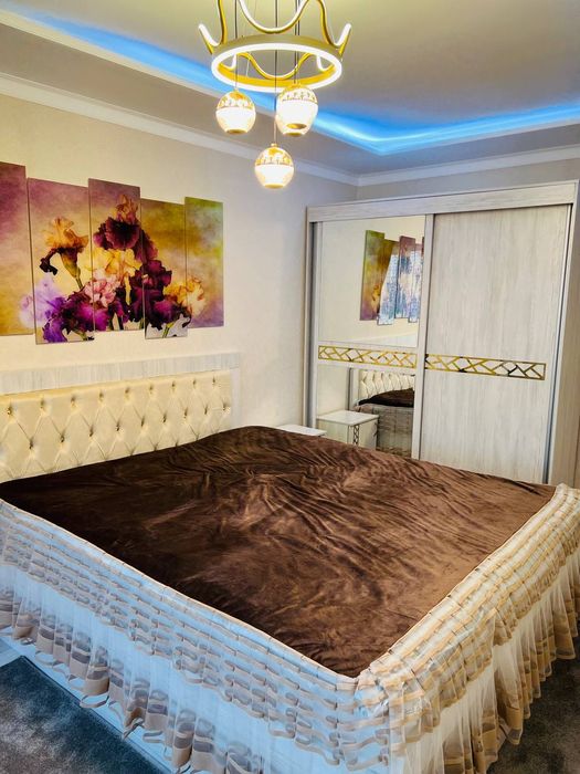 Сдается евро квартира в самом центре города Яккасарай