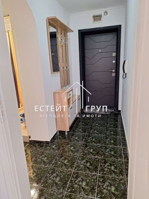Дава се под наем Тристаен апартамент в Варна, Колхозен пазар - 70 кв.м за 612 € - Снимка #7