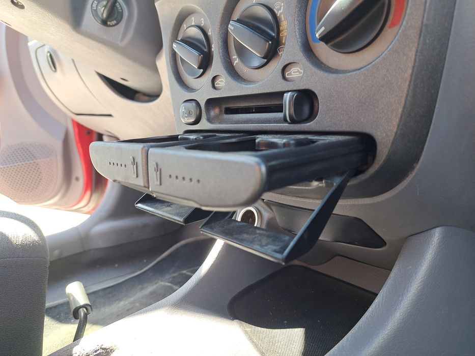 Suport pahare Hyundai Accent 2 (LC) [Fabr 2000-2005] OEM