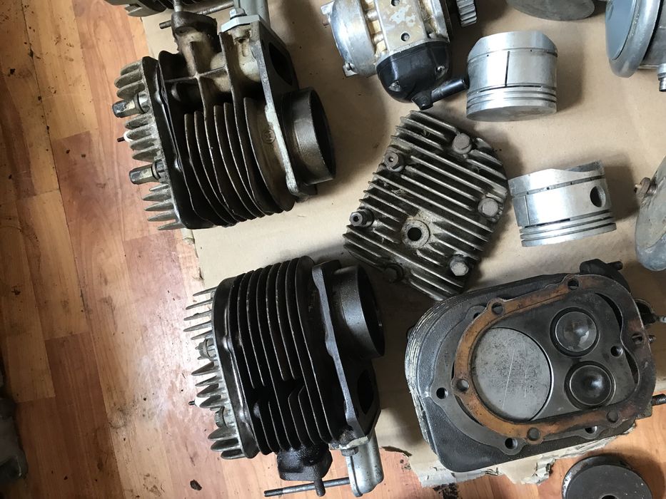 Vând piese de motor Carpatin