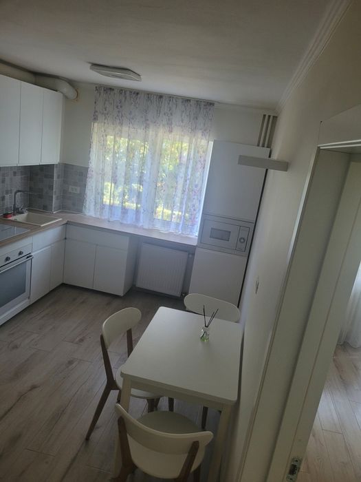 Închiriez apartament 2 camere