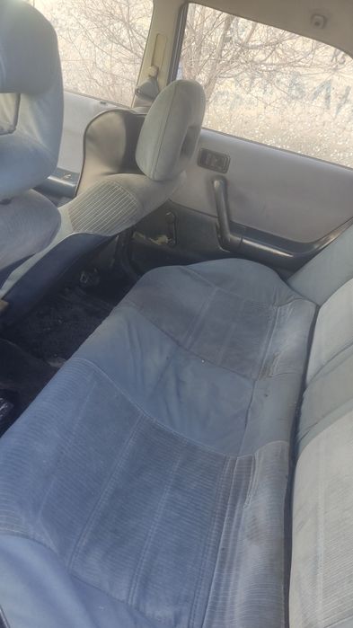 Продам mazda 323