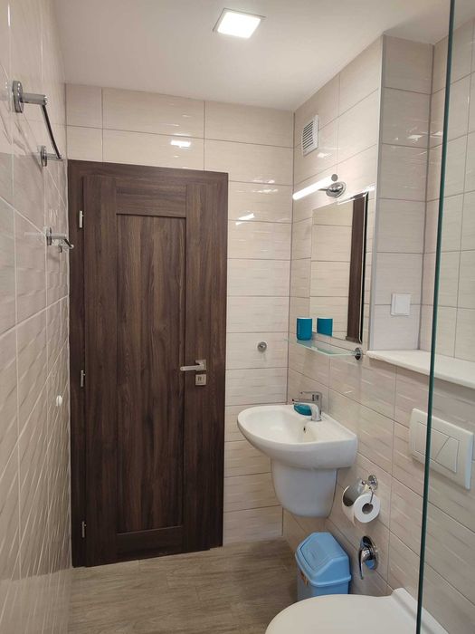 Дава се под наем Тристаен апартамент в Пловдив, Кючук Париж - 85 кв.м за 612 € - Снимка #6