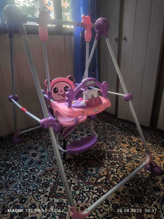 Детская качеля с музыкой