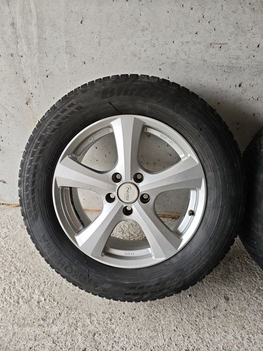 17 джанти от Honda CR-V със зимни гуми 225/65/17