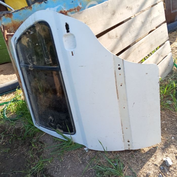 Двери на Гольф 3 Фольксваген