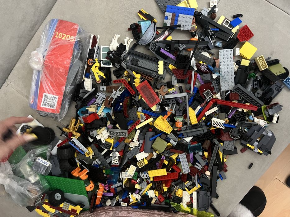 Продам лего полныц пакет