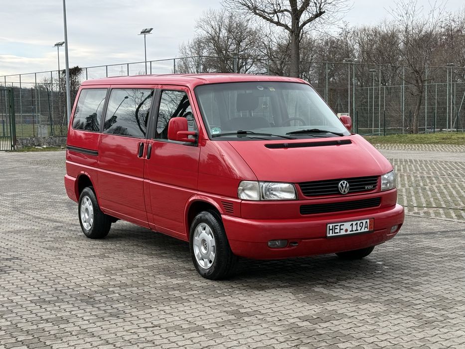 volksagen multivan Diesel 2.5 102cp