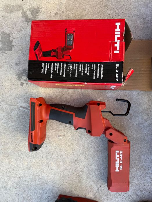 Hilti винтоверт SF 6-A22 + гайковерт SIW 6AT-A22 + 6 батерии и лампи