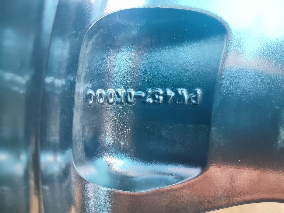 17" оригинални алуминиеви джанти за Toyota Land Cruiser