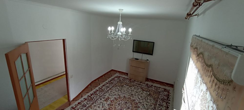 Үй сатылады 4 комнт. Мкр.көктемнен