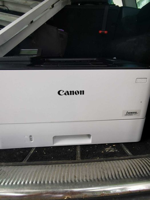 Лазерен принтер Canon LBP226dw