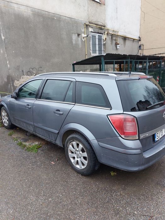 Bara fata Astra H