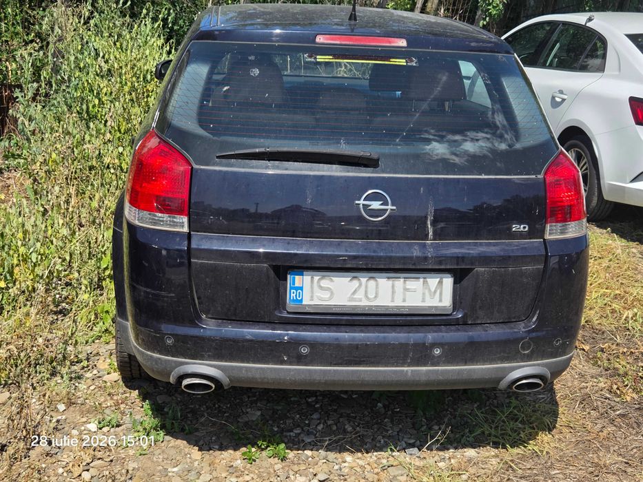 Opel Signum 2005