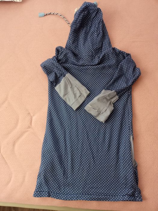 Rochie sport cu glugă