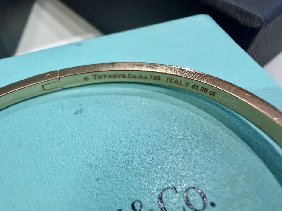 Tiffany & Co  гривна 18 карата