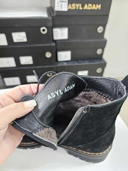 Зимние замшевые ботинки