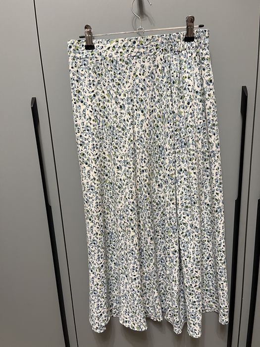 Юбки, платья, кофточки