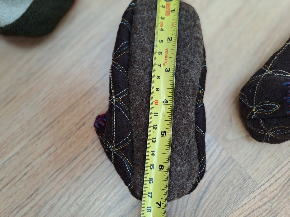 Везани ръчно терлици/пантофи