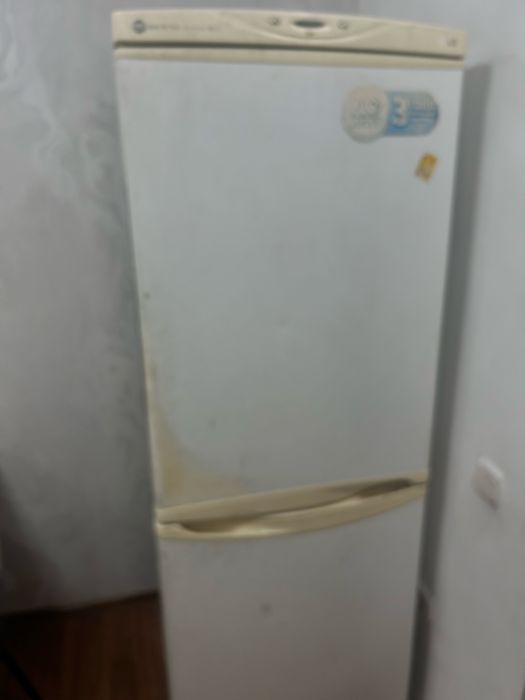 Продам холодильник б/ у в хорошем состоянии