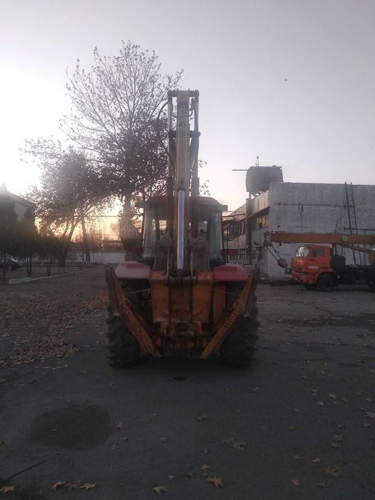Аренда трактор Экскаватор погрузчик ижарага берлади