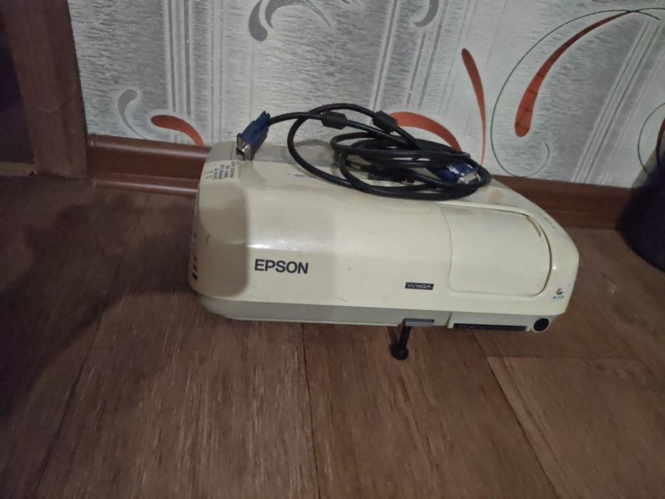 Продам проектор epson