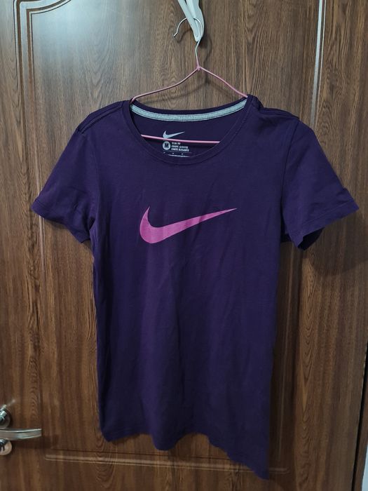 Tricou  culoarea mov Nike