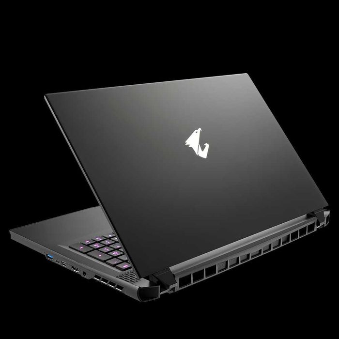Laptop Gaming AORUS RTX 3070 32GB RAM 17.3" 300Hz i7