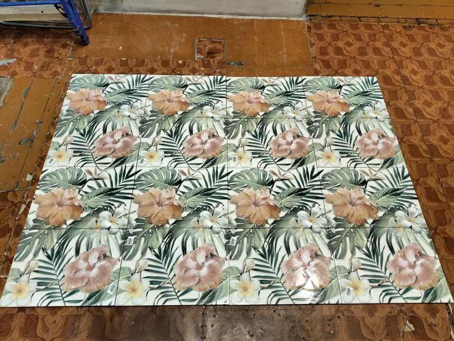 Панно из декоративной плитки