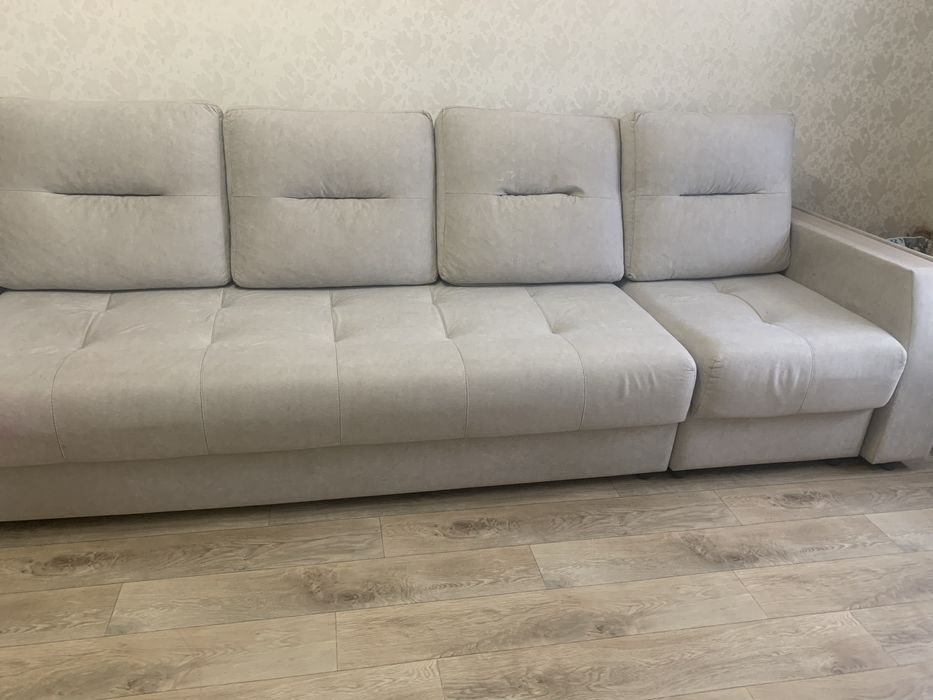 Хороший диван срочно