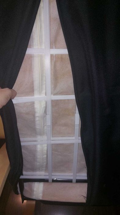 Fotoliu balansoar lemn prevazut cu husa textila, defect minor