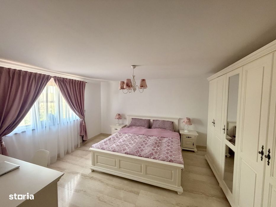 Vila de lux cu piscina
