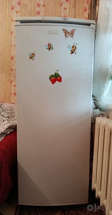 Продаётся холодильник "Бирюса"