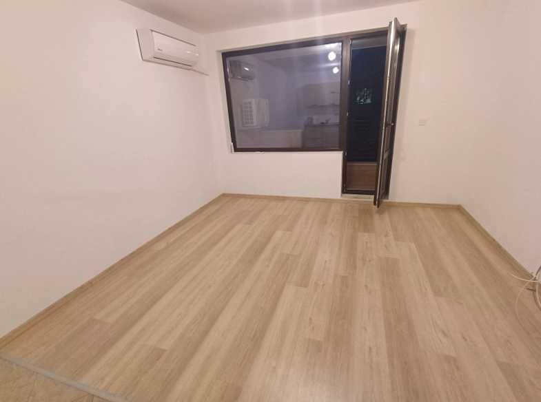 Дава се под наем Двустаен апартамент в Пловдив, Център - 55 кв.м за 300 € - Снимка #1