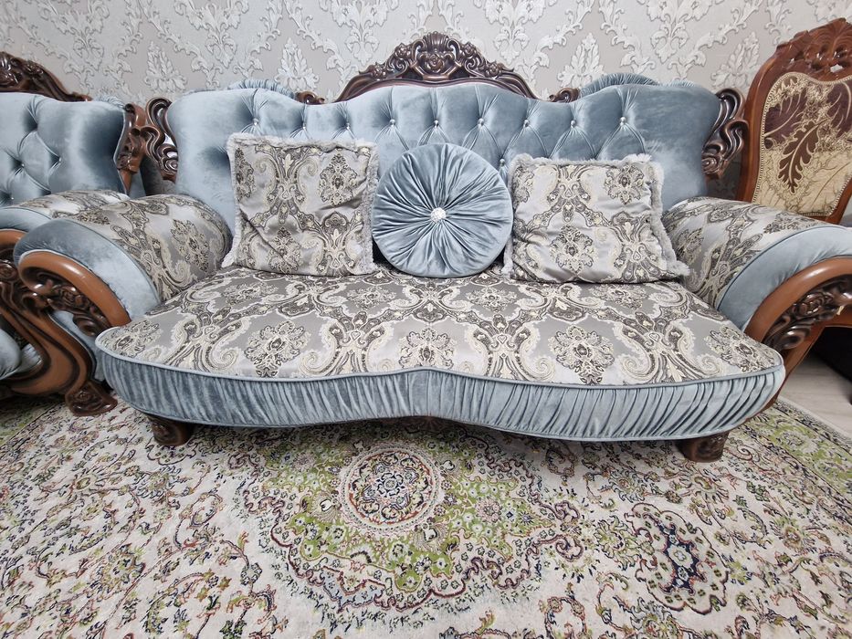 Мягкий уголок диван кресло