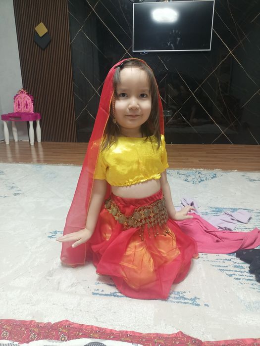 Продам карнавальный костюм