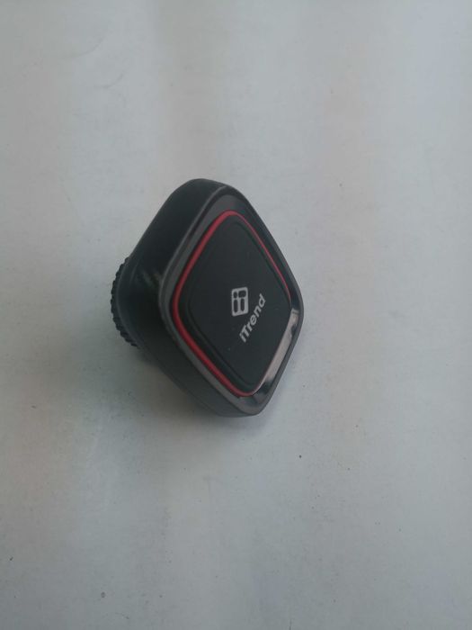 Suport telefon magnetic cu prindere grila aer