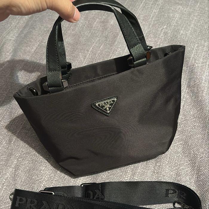 Сумка Prada Re-Nylon Tote Small Bag