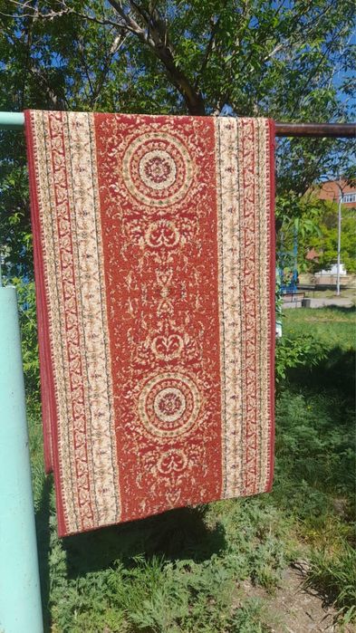 Продаю дорожку для прихожей