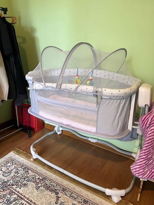 Шезлонг детский новый