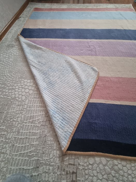 Продам  2  пледа