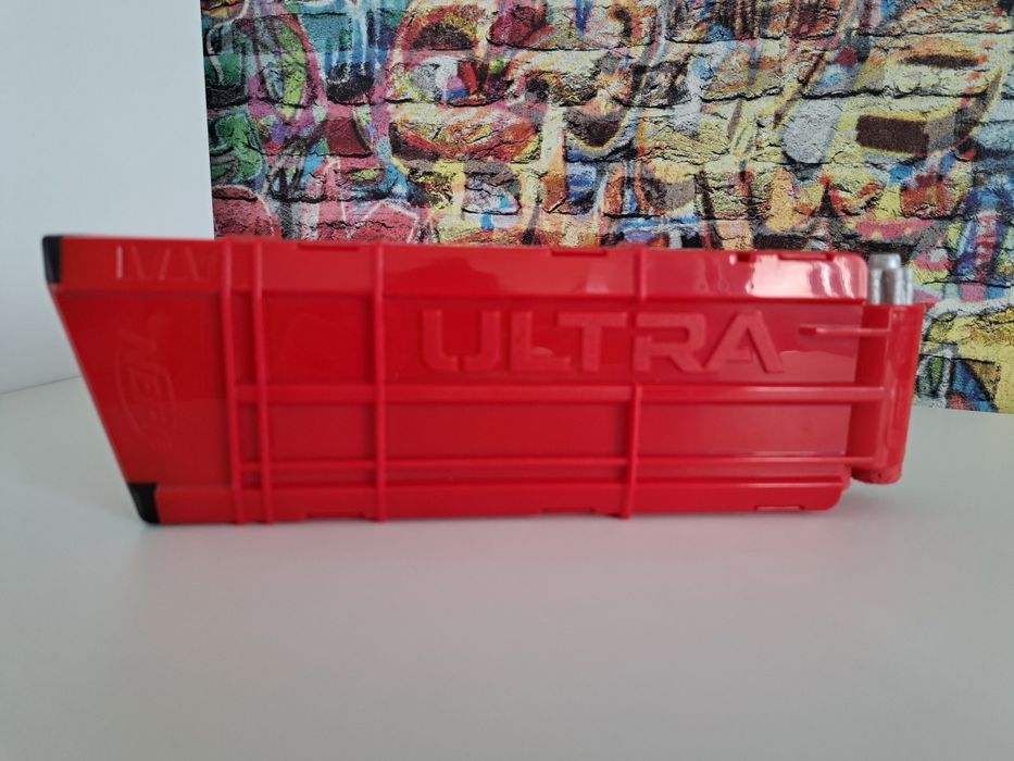NERF Ultra Strike + подарък патрони