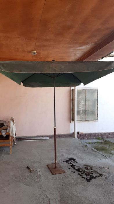 Rakvinalar va zontik sotiladi