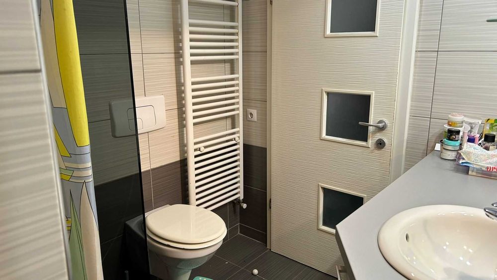 Persoana fizica apartament cu o camera langa padure