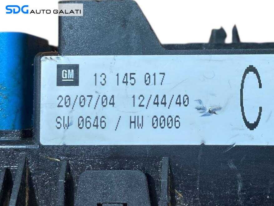 Panou Tablou Relee Sigurante Opel Zafira B 2005 - 2011 Cod 13145017 [L8366]