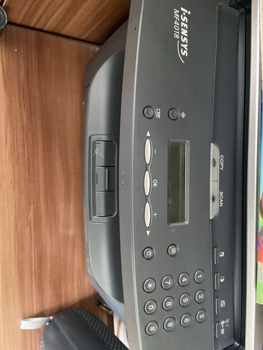 Продам принтер в отличном сосотоянии , есть еще скан