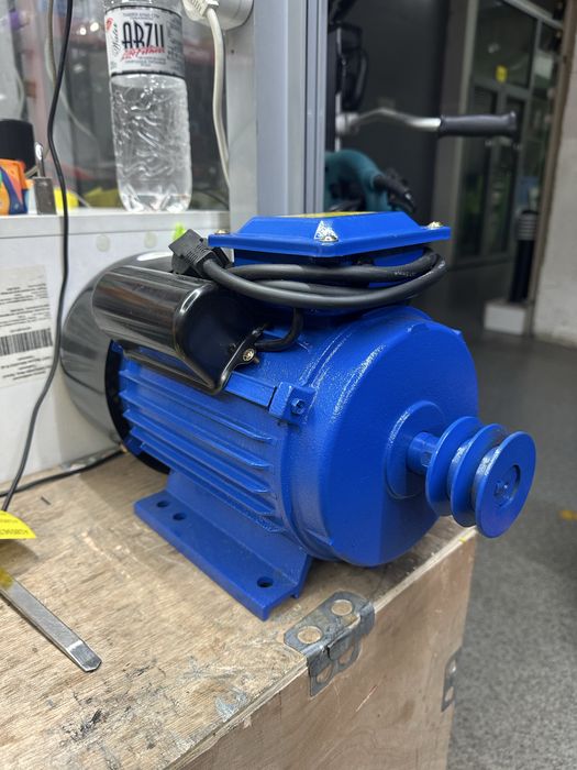 Двигатель электрический дробилка